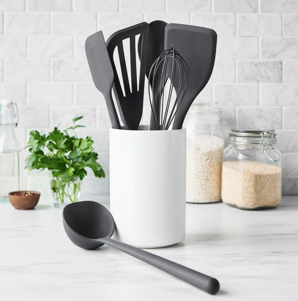 Platinum Silicone 7-Piece Utensil and Crock Set | Gray